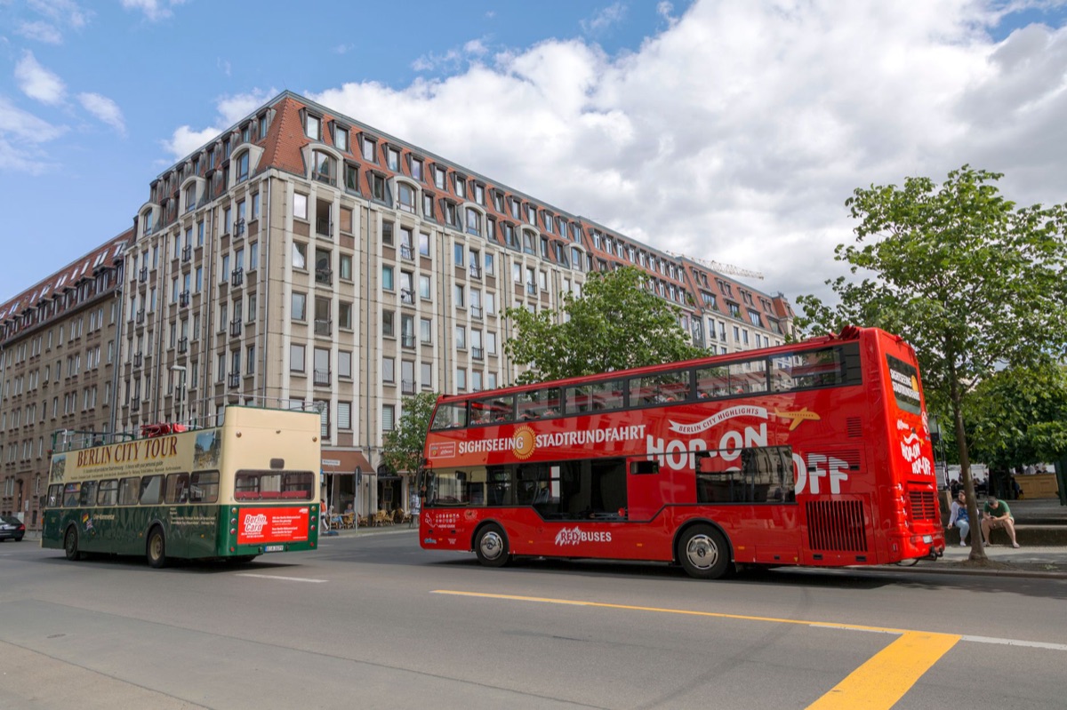 destino alternativo de tour ciudad