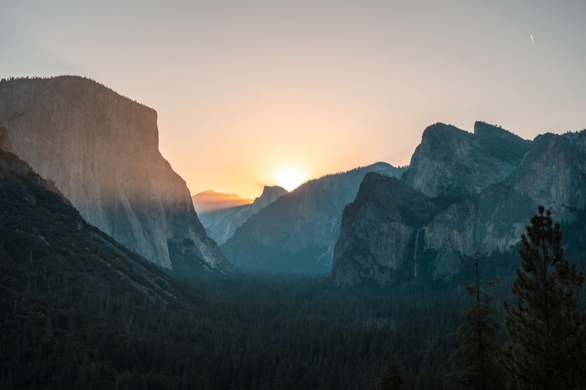 Montagne du Yosemite à l'aube