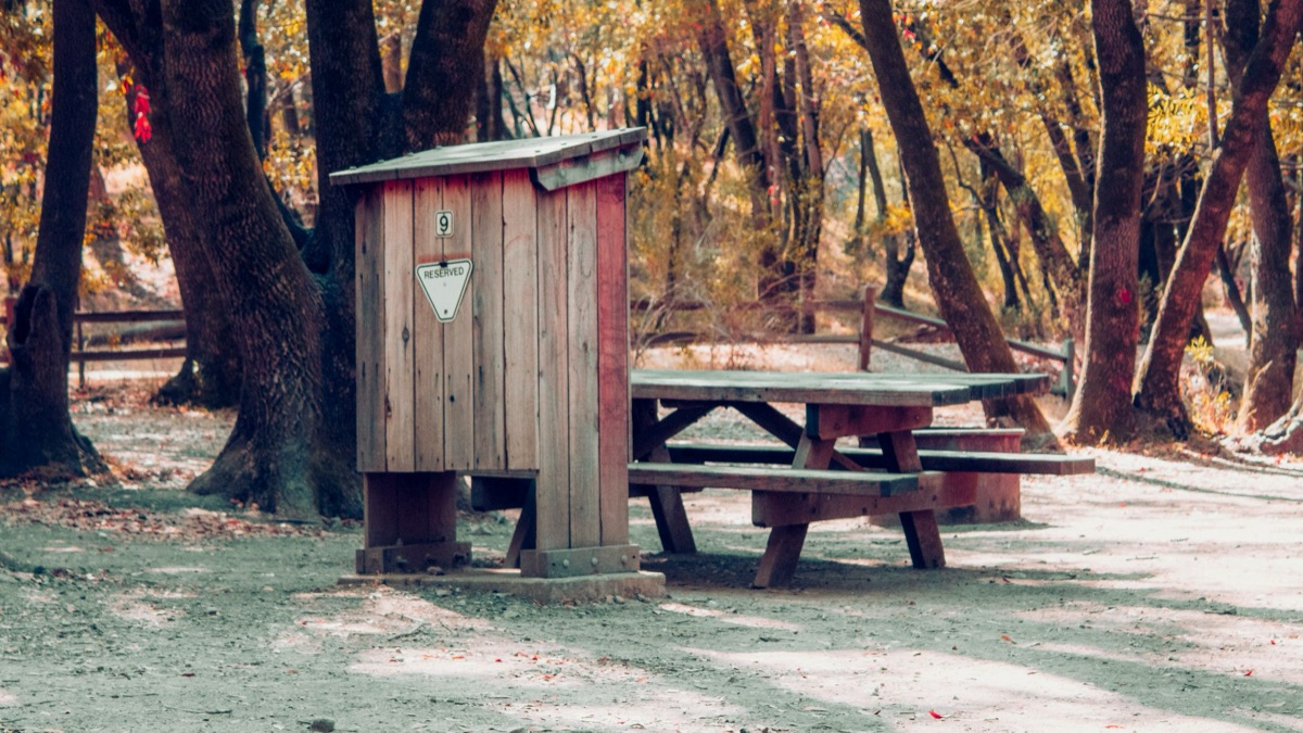 Panchina in legno nel Golden Gate National Recreation Area