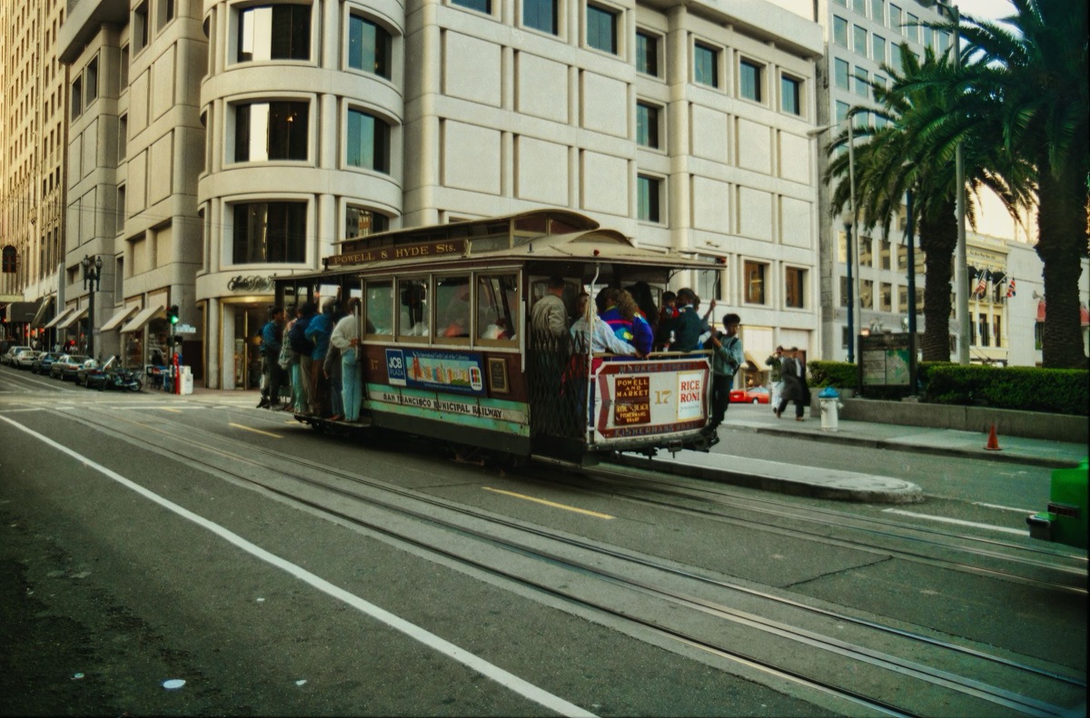 纜車 vs MUNI：如何選擇最適合您的舊金山市區穿梭法