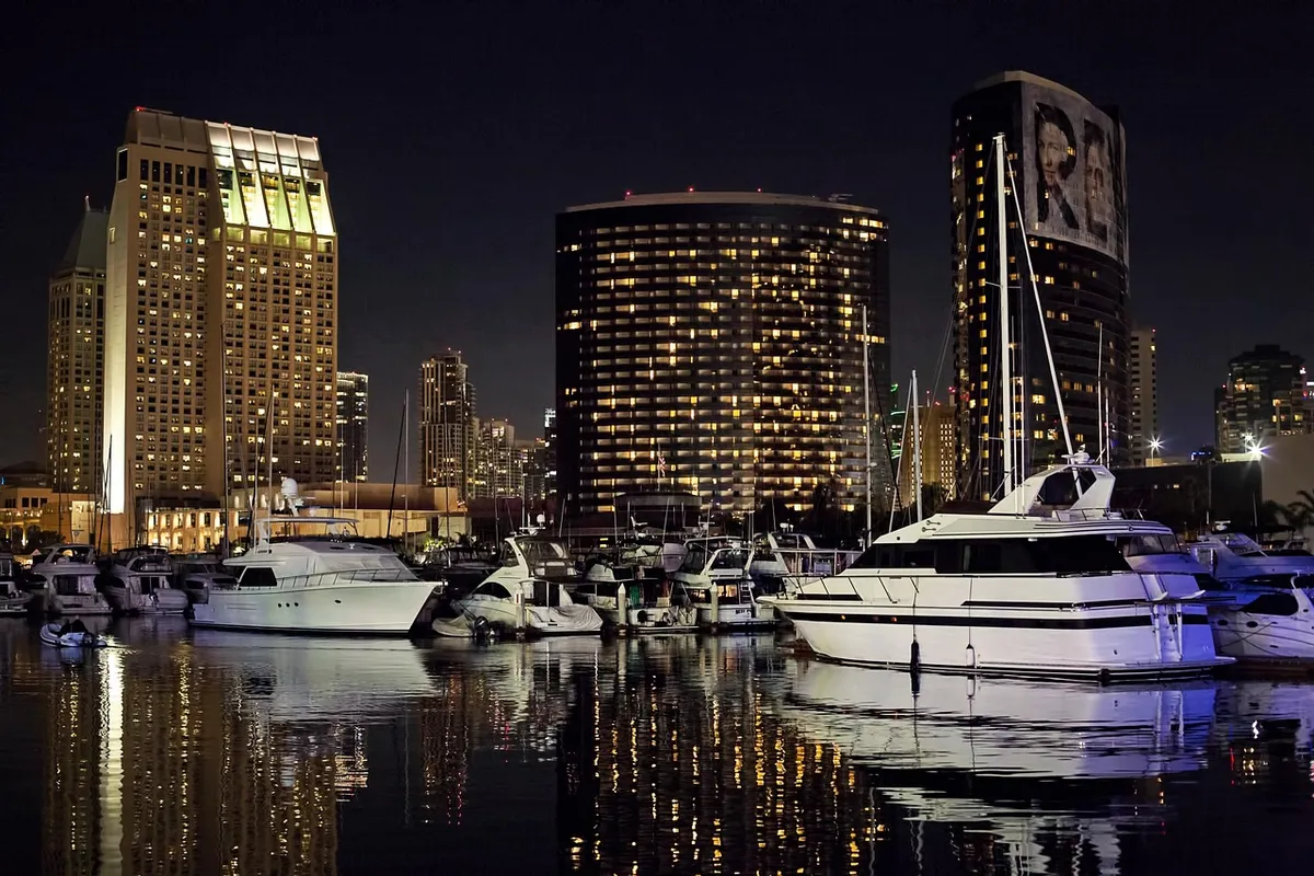 skyline, ships, yachts, night, evening, glow, harbor, marina, city, lights, buildings, california, skyscrapers, reflections, san diego, san diego, san diego, sa
