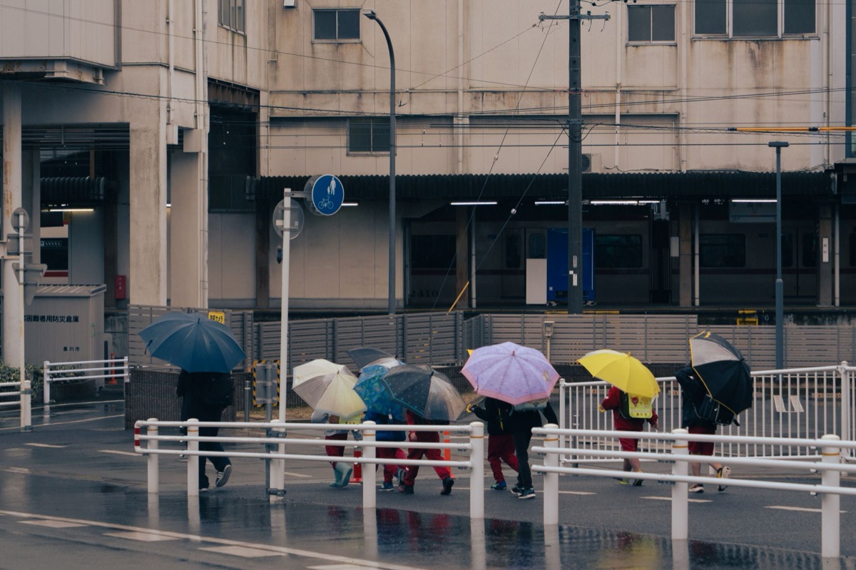 雨衣與傘：面對聖地亞哥七月多變天氣的實用裝備